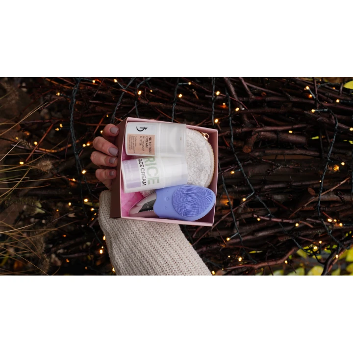 Набор подарочный French Face Set (№01 (щетка для лица, гель и крем для лица))