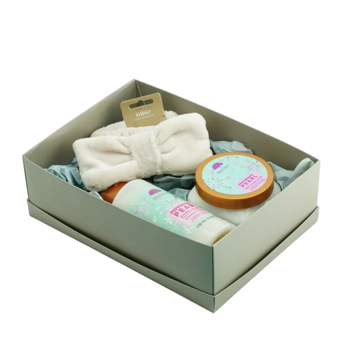 Набор подарочный French Body Set (№3 (гель для душа, скраб для тела, повязка))