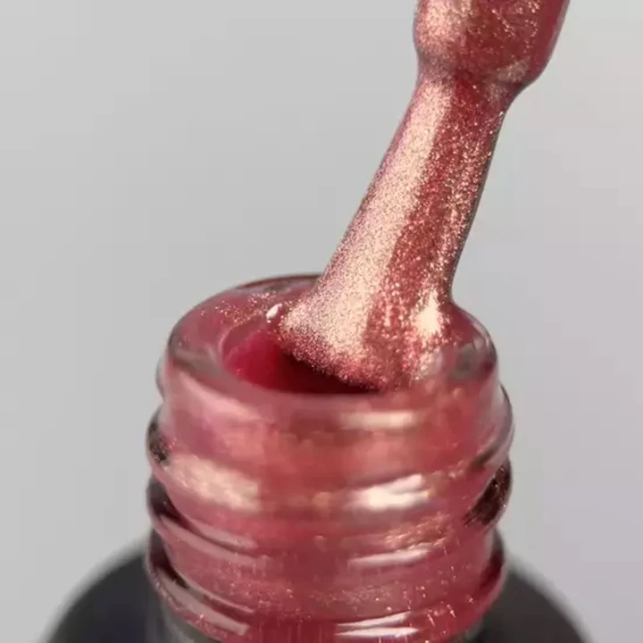 Гель-лак котяче око для нігтів ART In Detail 6 мл (004Charm)