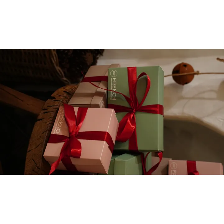 Набор подарочный French Body Set (№17 (крем, маска для рук, масло, свеча массажная))