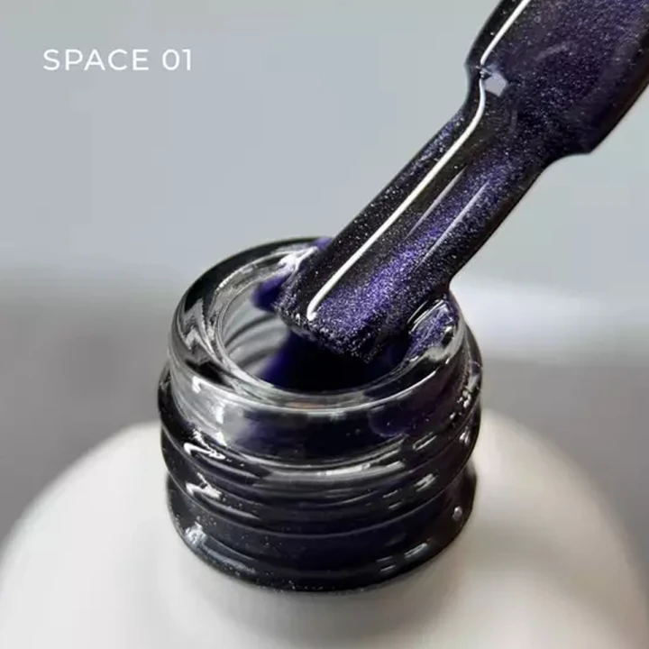 Гель-лак котяче око Saga 10 мл (01 Space Cat)