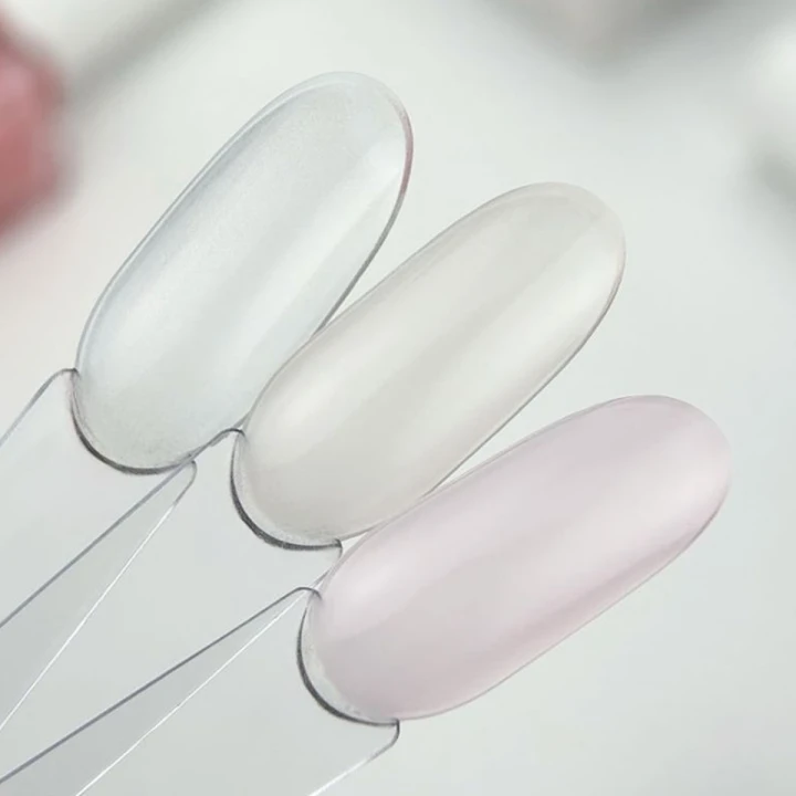 Лак для укрепления ногтей RESULTUM (Бежевый Hardener S.O.S 11 мл)