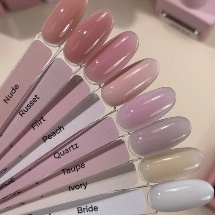 База цветная Heylove 30 мл Tint base (Taupe 003)