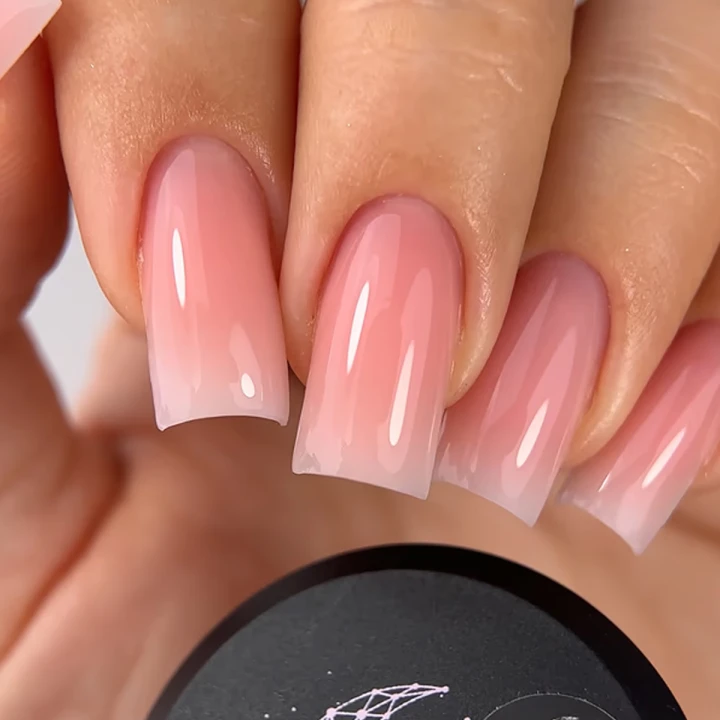 Гель для нарощування Miss Luna 15 мл (Super Nude 13)