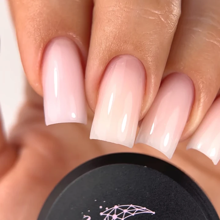 Гель для наращивания Miss Luna 30 мл (Super Nude 10)