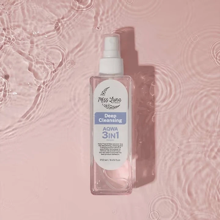 Средство для снятия липкого слоя Miss Luna (Deep Cleansing 3in1 250 мл)