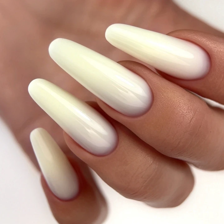 Гель Builder gel in a bottle HFTF 15 мл (Beach Ray)