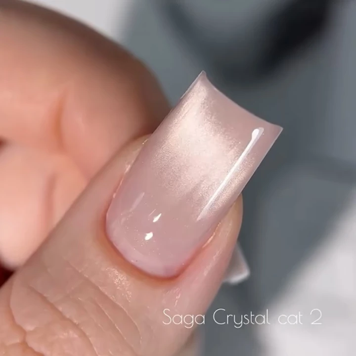 Гель-лак котяче око Saga 10 мл (Crystal Cat 02)