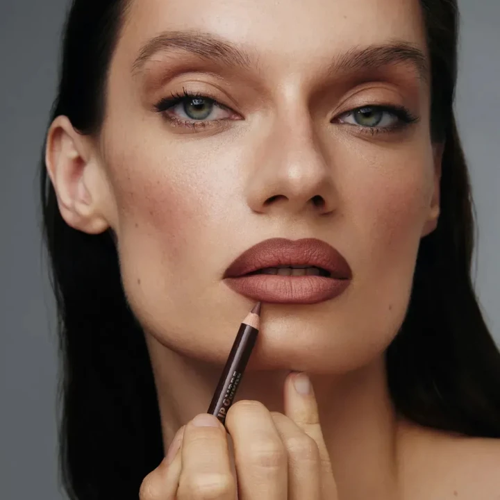 Карандаш для губ DOTT (Lip Ombre Coco)