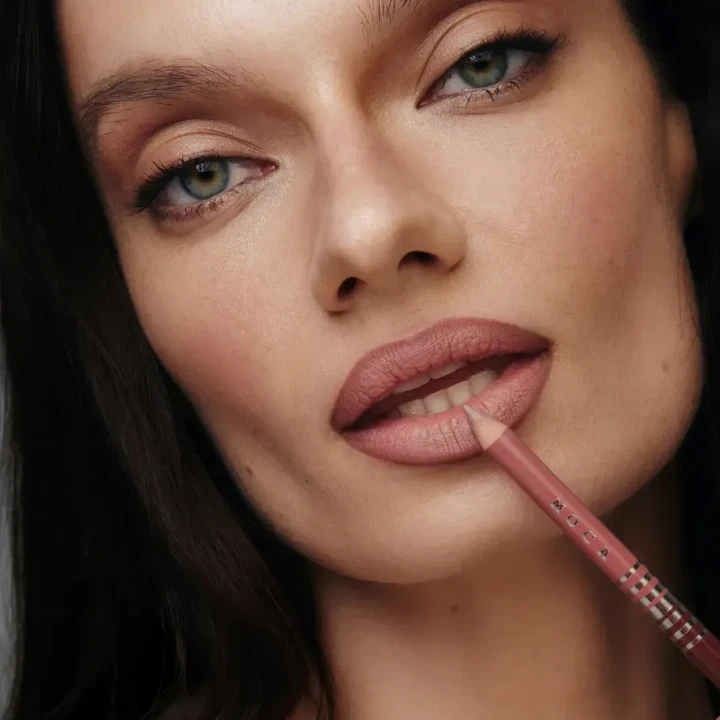 Карандаш для губ DOTT (Lip Ombre Moca)