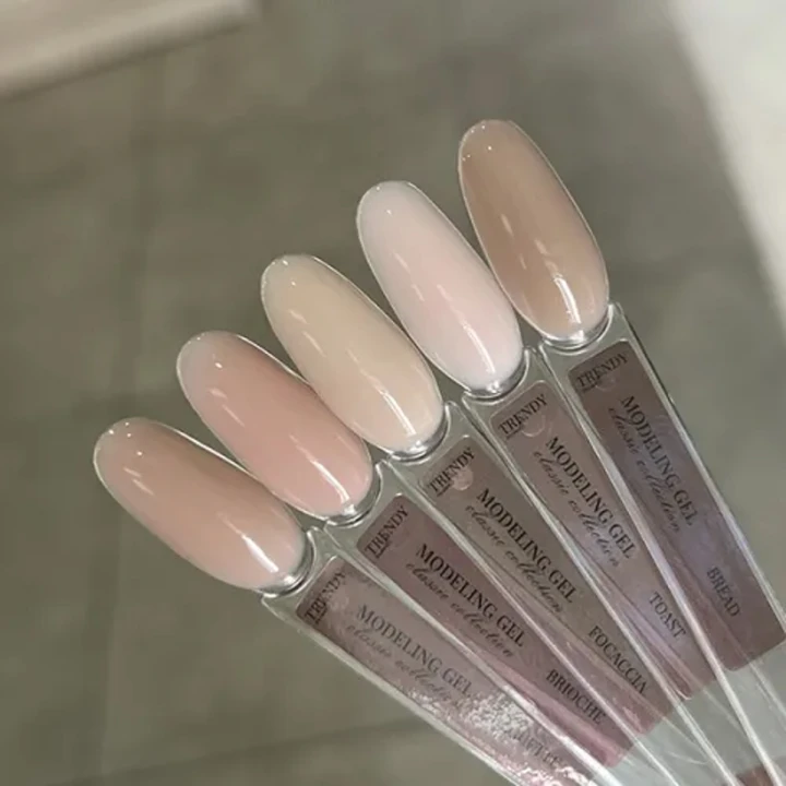 Гель для нарощування нігтів TrendyNails HFTF  30 мл (Classic color Brioche)