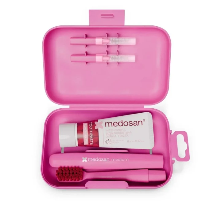 Набір дорожній для догляду за ротовою порожниною Medosan (Pink LumiWhite Pro 8 мл+1 шт+2 шт)