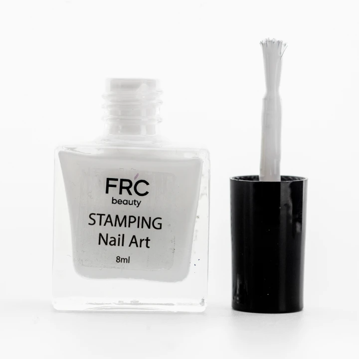 Лак-краска для стемпинга FRC 8 мл (002 Белая)