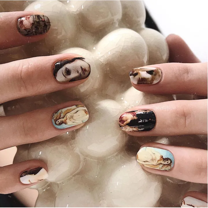 Слайдер Another Nails (Боттичелли)