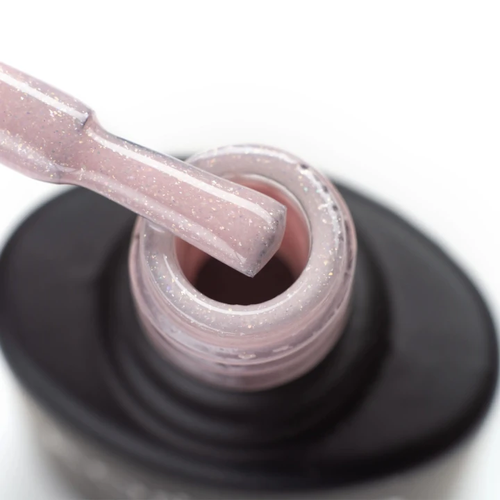 Гель-лак KOMILFO Undressed 4  мл (акція)