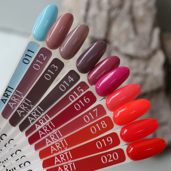 Лак KOMILFO ArtiLux 8 мл (020)