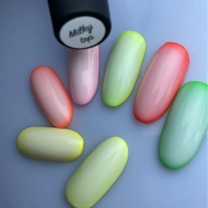 Топ Elise Braun для гель-лаку Milky 10 мл