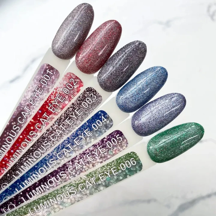 Гель лак светоотражающий KOMILFO Luminous Cat eye 8 мл (006)