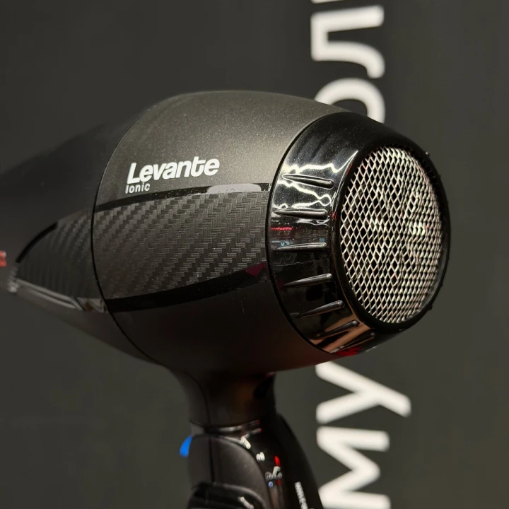Фен Babyliss LEVANTE Ionic 2100 W черный