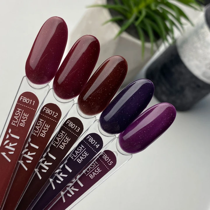 База ART In Detail Flash Base світловідбивна 10 мл (010)