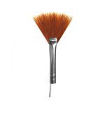 Кисточка веерная mArt