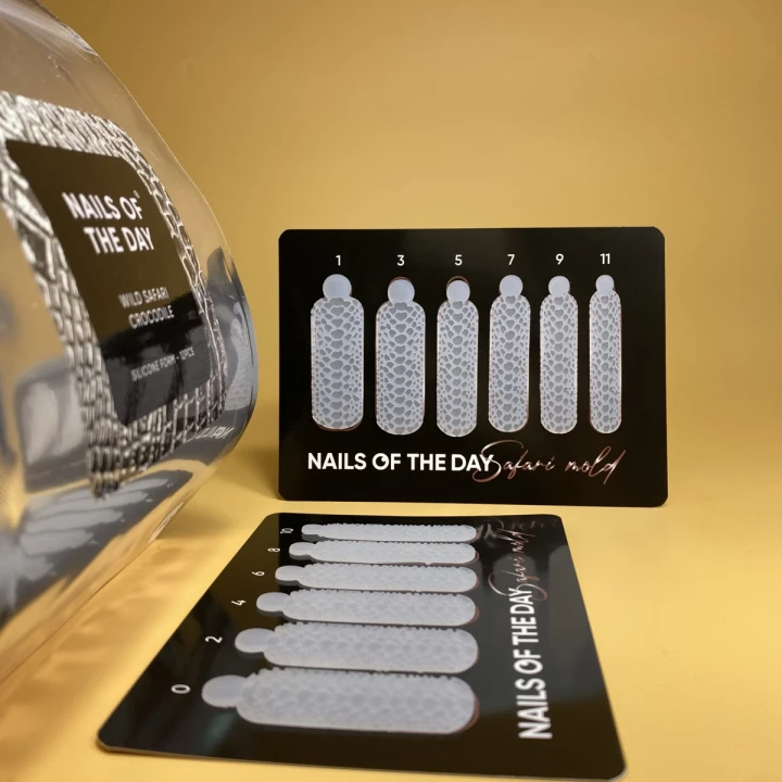 Молди силиконові для верхніх форм NailSofTheDay Mold Safari  (12 розмірів в пакеті) (Стильний крокодил)