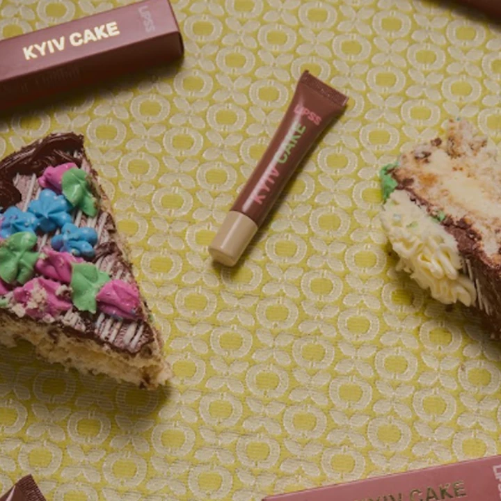 Блеск для губ Lipss 8 мл (Kyiv cake)