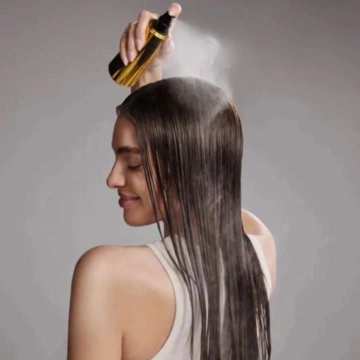 Средство для блеска и шелковистости волос Diamond Glass Styling Spray All 180ml