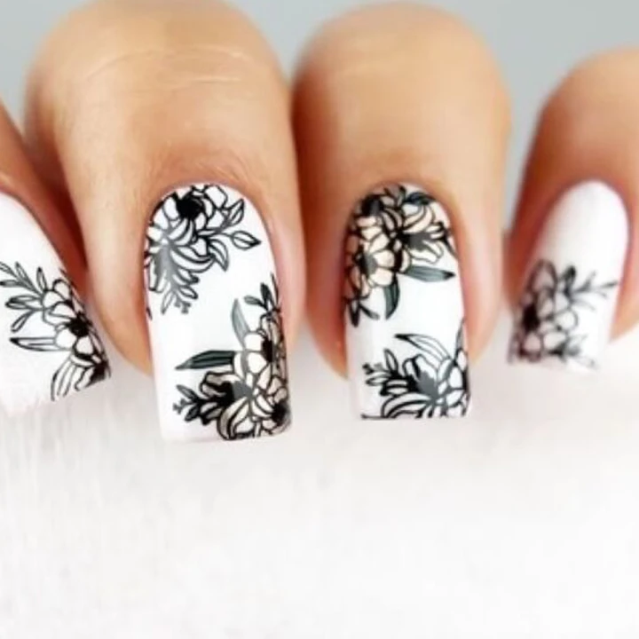 Лак для стемпинга Vakula 8 мл (02 черный)