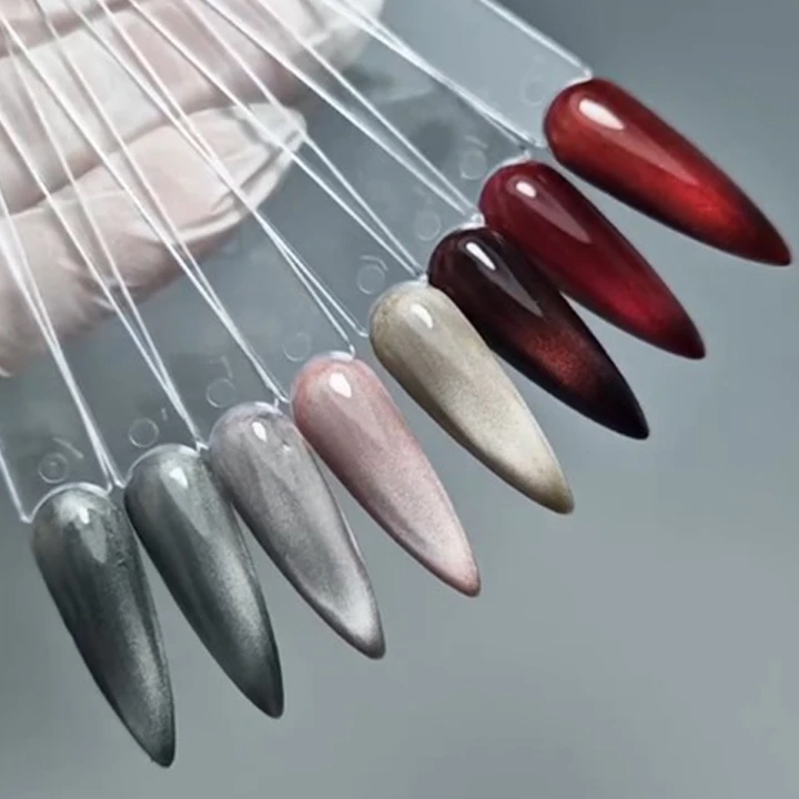 Гель лак Reforma Cat Eye 10 мл (942993 Night Secret)