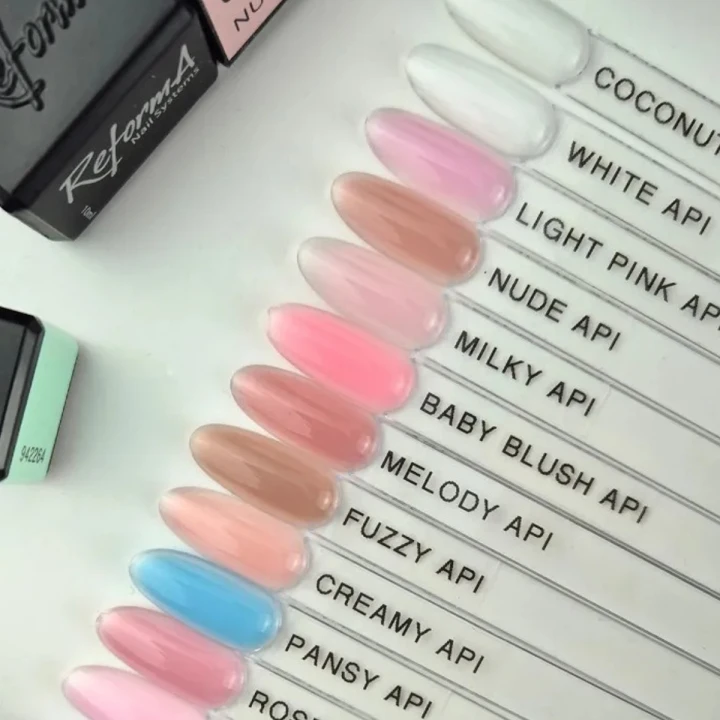 База камуфлирующая Reforma Cover Base API 50 мл (940182 Coconut White)