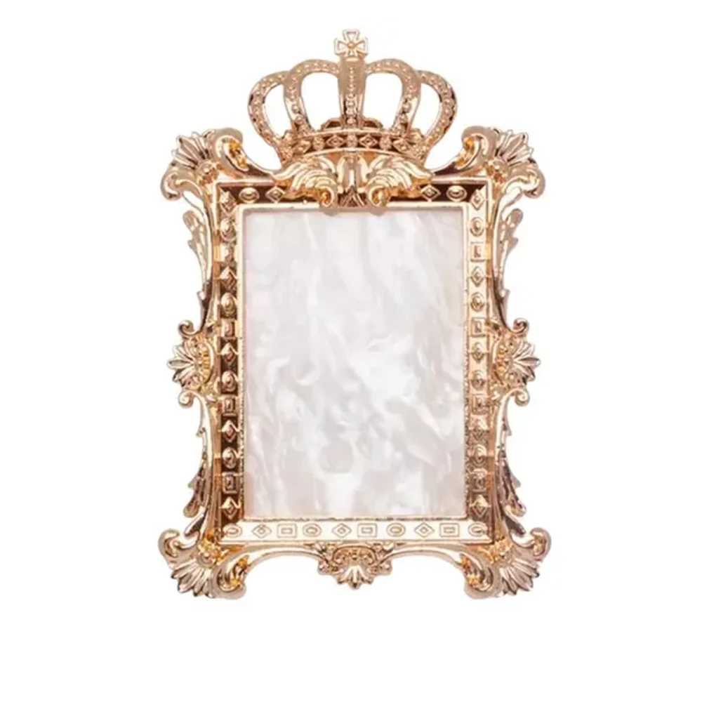 Палитра под краски "Корона" (10,4х6,8см) + подставка под кисти (Золото)