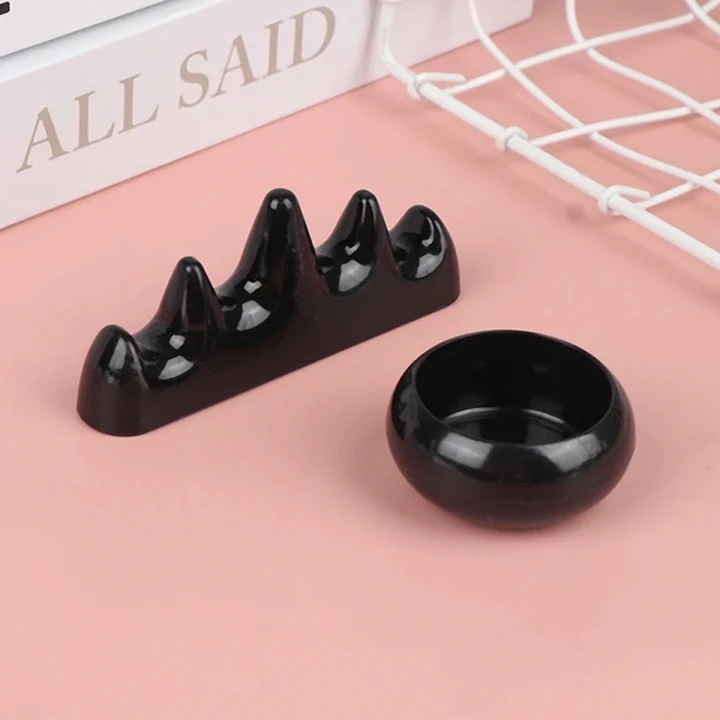 Подставка для кистей на 4 ячейки+емкость для жидкостей (смешивание) (Черный В)