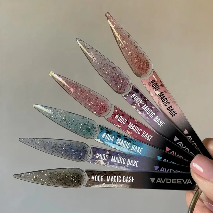 База для гель-лака камуфлирующая Magic Base 12 мл (05)