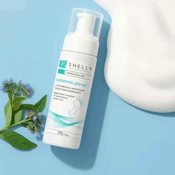 Шампунь-пена для ног с мочевиной, аллантоином и экстрактом эвкалипта 170 мл