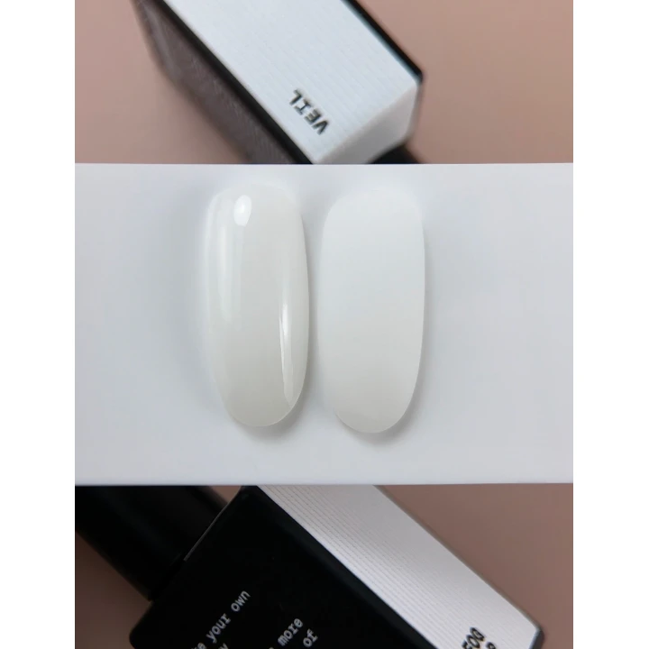 База BIBLIOTEKA Cover Base, 10 мл (01 Veil – Полупрозрачный молочный)