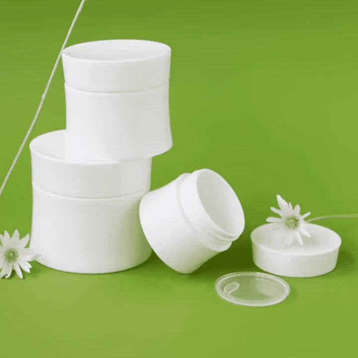 MILLIFORM Банка пластикова MILLIFORM ( Ніколь Білий 50 мл)