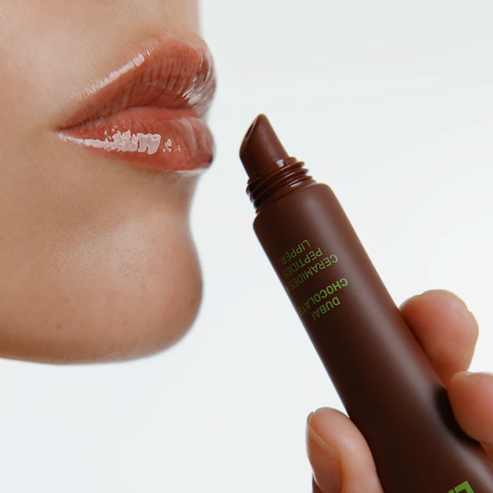 Блеск для губ Lipper 8 мл (Dubai Chocolate)